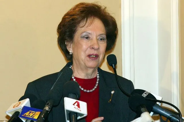 Ο πολιτικός κόσμος αποχαιρετά την Άννα Ψαρούδα-Μπενάκη