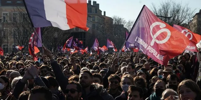 Εκκενώθηκαν τα γραφεία του κόμματος “Aνυπότακτη Γαλλία” μετά από απειλή για βόμβα