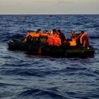 Λιβύη: 53 μετανάστες νεκροί ή αγνοούμενοι μετά την ανατροπή λαστιχένιας λέμβου