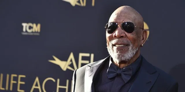 Ο Μόργκαν Φρίμαν “έχει δικηγόρους” για την προστασία της φωνής του από την ΤΝ