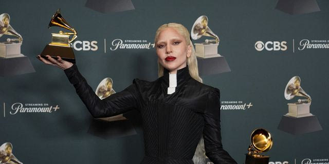 Lady Gaga: “Ευχαριστώ την κοινότητα των Monsters που συνεχίζει να βλέπει τον καλλιτέχνη μέσα μου”