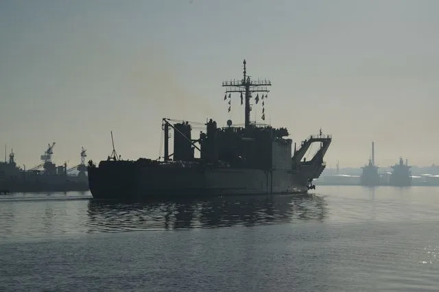 Το πλοίο Papaloapan του Πολεμικού Ναυτικού του Μεξικό που μεταφέρει βοήθεια σύμφωνα με την κυβέρνηση του Μεξικού, φτάνει στο λιμάνι της Αβάνας, Κούβα, την Πέμπτη, 12 Φεβρουαρίου 2026.