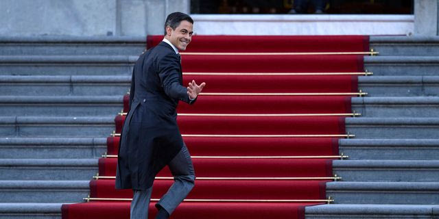 Ολλανδία: Ορκίστηκε η νέα κυβέρνηση υπό τον κεντρώο Ρομπ Γέτεν