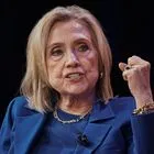 Διακόπηκε προσωρινά η κεκλεισμένων των θυρών κατάθεση της Χίλαρι Κλίντον