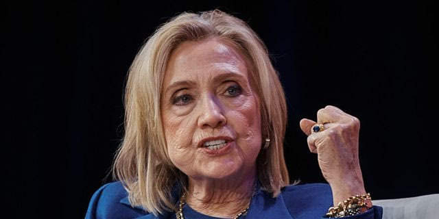 Διακόπηκε προσωρινά η κεκλεισμένων των θυρών κατάθεση της Χίλαρι Κλίντον