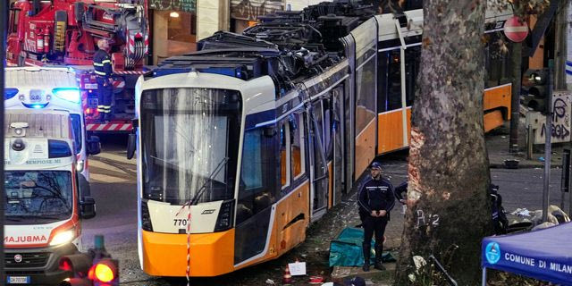 Σε πρόβλημα υγείας του οδηγού οφείλεται ο εκτροχιασμός τραμ στο Μιλάνο