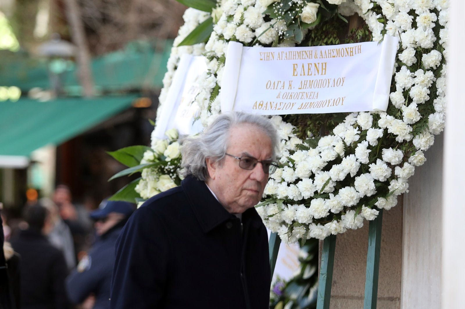 o Γιώργος Μπαμπινιώτης