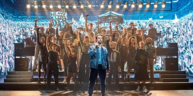 Ζήσαμε το Live Aid ξανά: H νύχτα που οι Βρετανοί έκαναν τη νοσταλγία… εθνικό σπορ