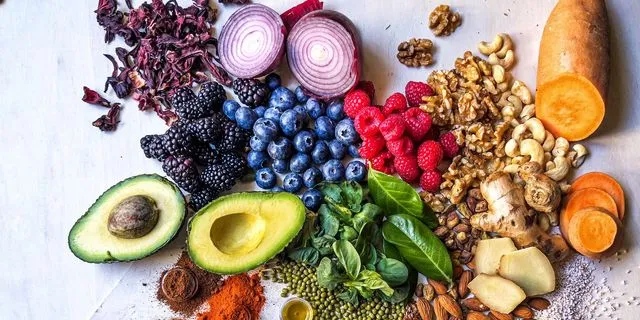 Ποια φρούτα είναι πραγματικές “υπερτροφές” και πώς μας ωφελούν