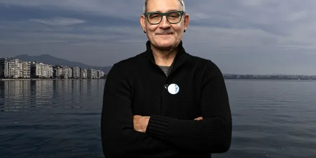 Ο Γιώργος Γεωργόπουλος γύρισε μια α λα ‘80s αθλητική ταινία ενηλικίωσης για την οποία μιλάνε όλοι