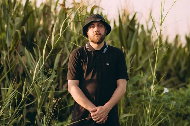 Κωνσταντίνος Πετρόπουλος: Σήμερα κάποιος που ακούει χιπ χοπ, πάει και στη Βίσση. Αυτό είναι ωραίο