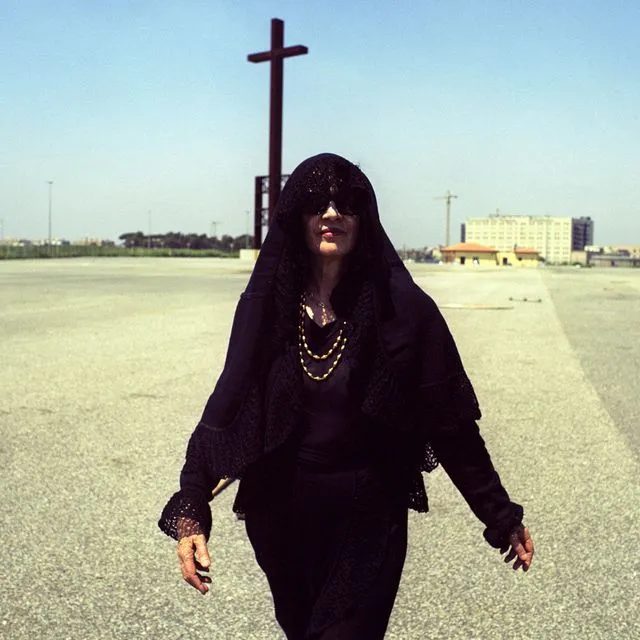 H Ειρήνη Παπά στο σπίτι της στη Ρώμη: Η ιστορία πίσω από μια φωτογραφία