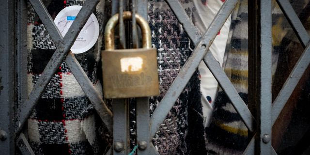 Λουκέτο σε επιχείρηση