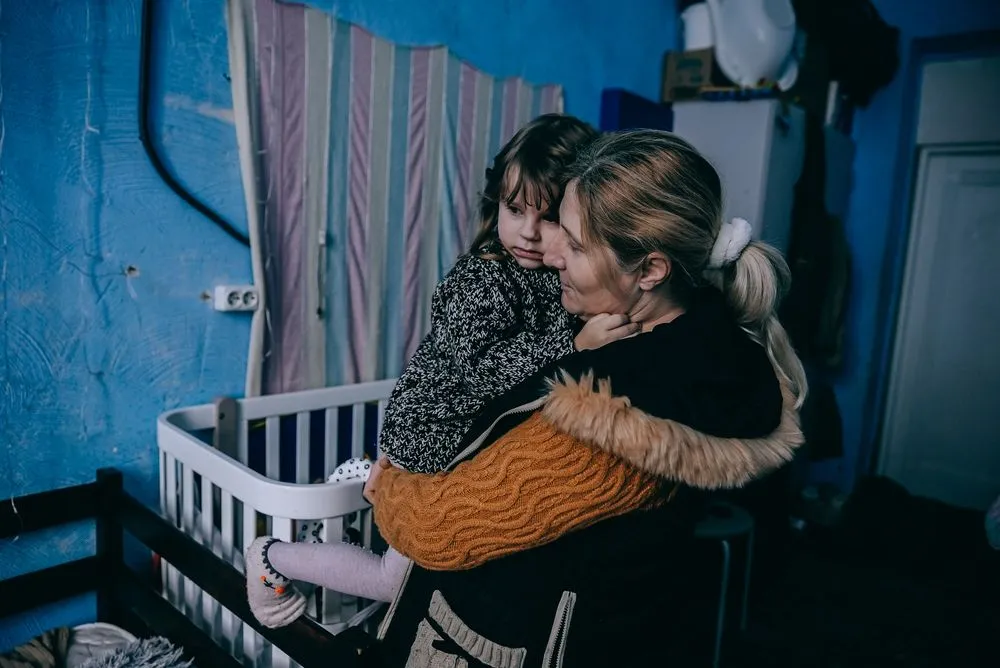 Η Yuliia με την 3χρονη Sasha