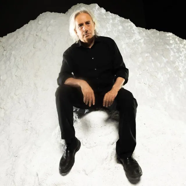 Ο Γιάννης Αγγελάκας φέρνει στη Στέγη “Το Μπλουζ του Μικρού Πρίγκιπα”