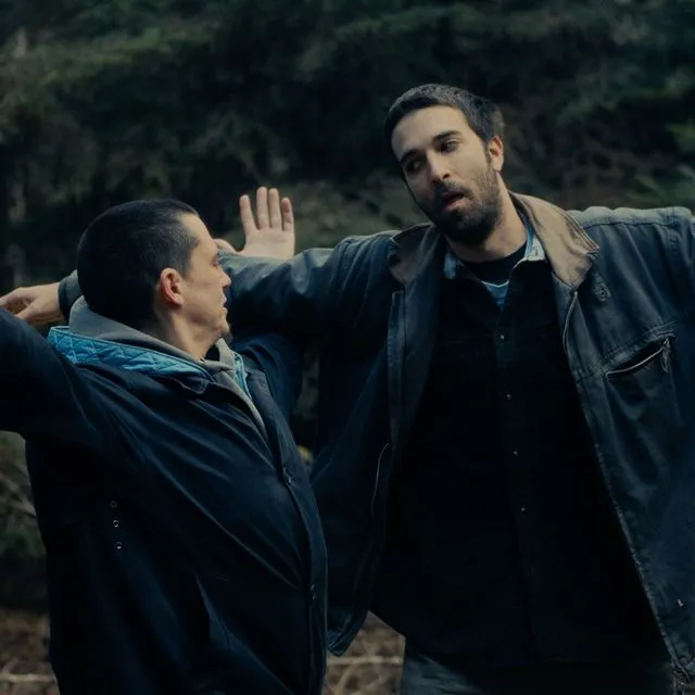  Ο Γιώργος Αθανασίου για το “Οτιδήποτε”, το σινεμά διαλόγων, και το να ζει κανείς ή να μη ζει