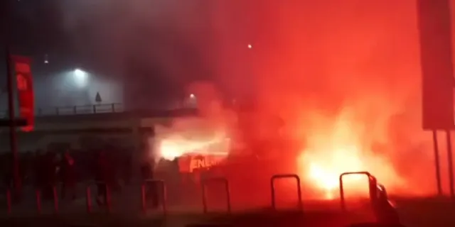 Ιταλία: Συγκρούσεις της αστυνομίας με διαδηλωτές στο Μιλάνο κοντά στο Ολυμπιακό Χωριό