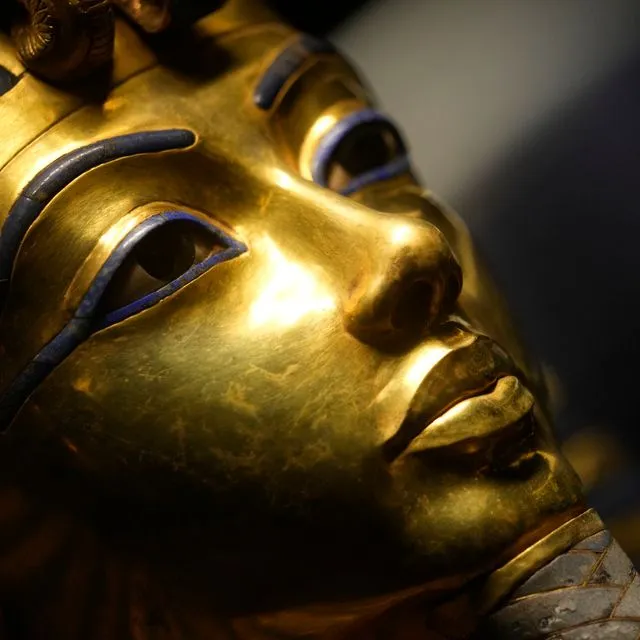 Η χρυσή μάσκα του βασιλιά Τουταγχαμών