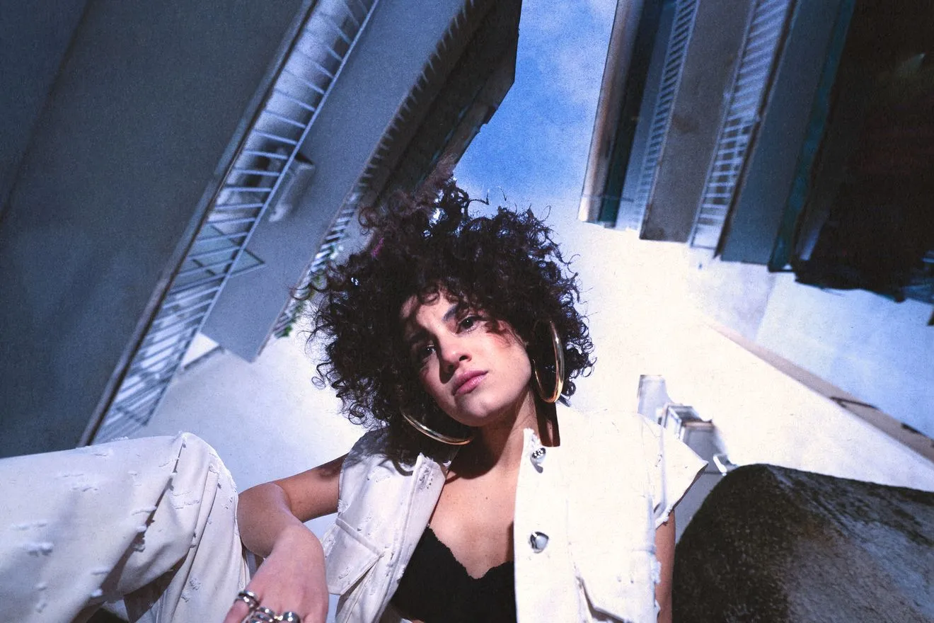 Μυρτώ Βασιλείου: “Ο κόσμος μου είναι σαν καρδιογράφημα”