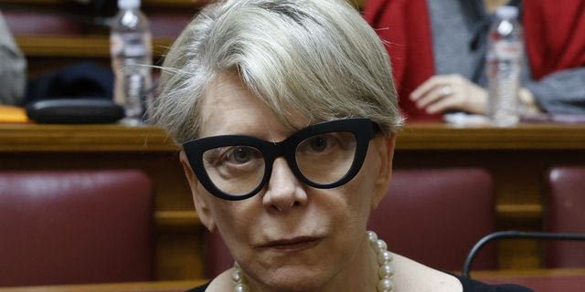 Η Έλενα Ακρίτα