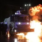 Ένταση στα Τίρανα: Μολότοφ και δακρυγόνα σε διαδήλωση της αντιπολίτευσης