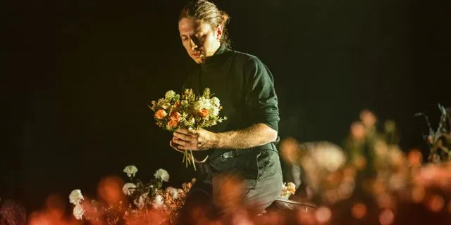 Αντιγόνη - Γιώργος Κουτλής