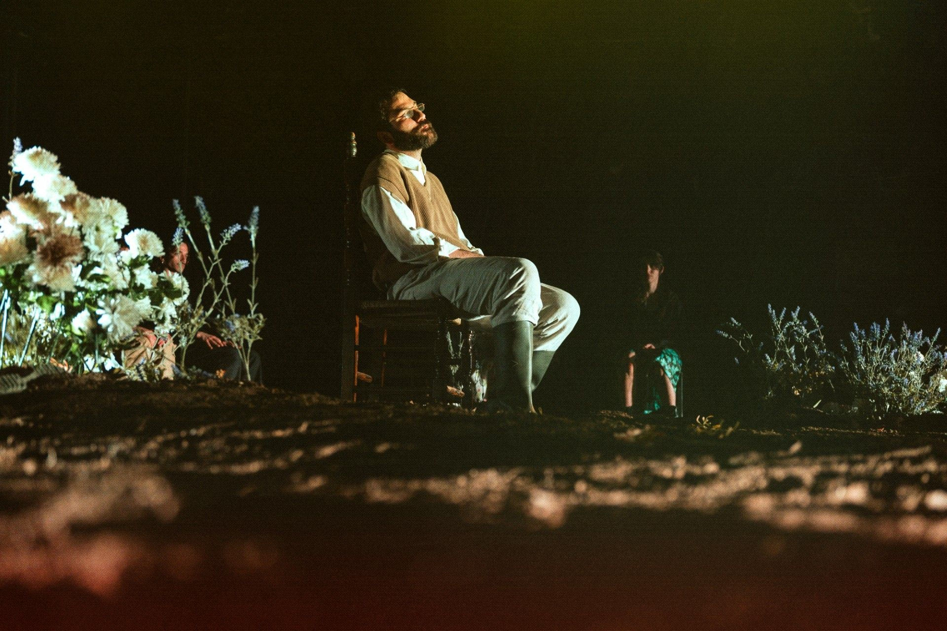 Αντιγόνη - Γιώργος Κουτλής