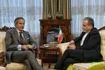 Ο γενικός διευθυντής του Διεθνούς Οργανισμού Ατομικής Ενέργειας, Ραφαέλ Γκρόσι με τον Ιρανό ΥΠΕΞ, Αμπάς Αραγτσί