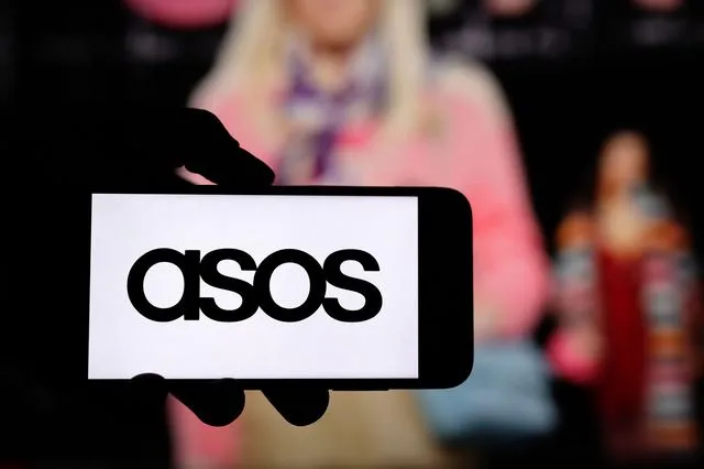 Νεκρός ο συνιδρυτής της ASOS μετά από πτώση από μπαλκόνι 17ου ορόφου