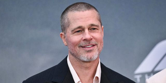 Στην Ύδρα ο Μπραντ Πιτ – Τα πρώτα πλάνα