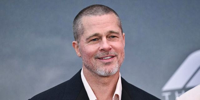 Στη Νέα Μάκρη ο Μπραντ Πιτ για τα γυρίσματα του “The Riders”