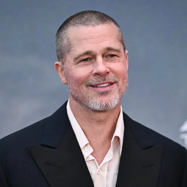 Στην Ύδρα ο Μπραντ Πιτ – Τα πρώτα πλάνα