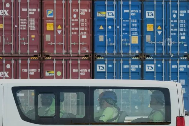 Δασμοί: Το "Plan B" του Τραμπ φέρνει νέο "χάος" στην οικονομία των ΗΠΑ