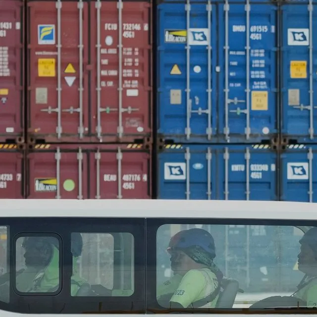 Δασμοί: Το “Plan B” του Τραμπ φέρνει νέο “χάος” στην οικονομία των ΗΠΑ