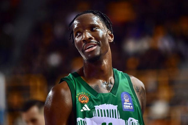 Παναθηναϊκός AKTOR – ΠΑΟΚ: Αυτά έκανε ο Χέιζ-Ντέιβις στο ντεμπούτο του με τα πράσινα