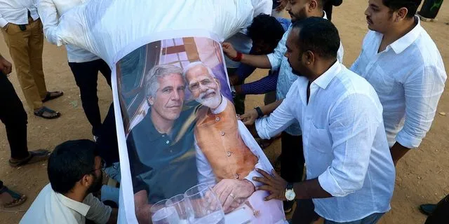 Και ο Ινδός πρωθυπουργός Μόντι αναφέρεται στις λίστες του Έπσταϊν. Ολος ο κόσμος, καλός και κακός…