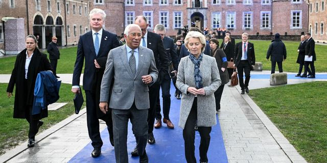 Οι ηγέτες της ΕΕ συμφώνησαν για το “αγοράστε ευρωπαϊκά”