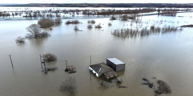 Συνεχής μάχη με τα νερά στον Έβρο – Σε επιφυλακή ο δήμος Σουφλίου