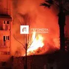 Φωτιά σε κτίριο στον Βόλο