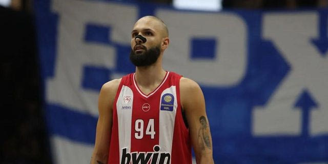 Αθλητικές μεταδόσεις: Πού θα δείτε Ολυμπιακός – ΠΑΟΚ για τη Stoiximan GBL