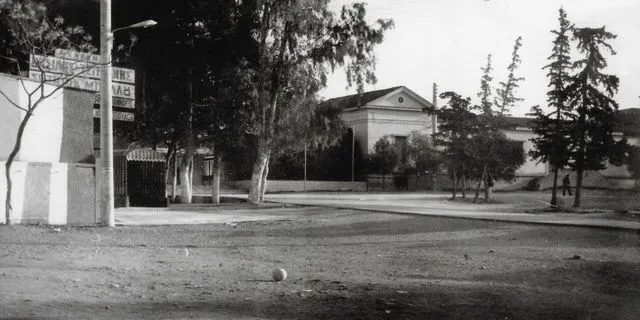 Παίζοντας μπάλα για τους 200 και το Σκοπευτήριο της Καισαριανής