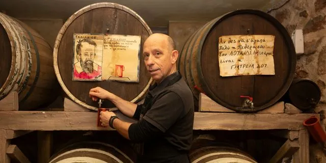 Μπακαλιάρος σκορδαλιά και ΑΕΚ: Η ιστορία του Μίστερ Λουκιδέλη