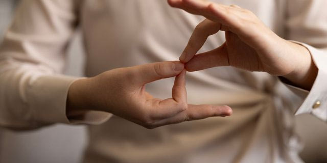 Θεσσαλονίκη: Δωρεάν μαθήματα νοηματικής γλώσσας για φοιτητές στο ΠΑΜΑΚ 