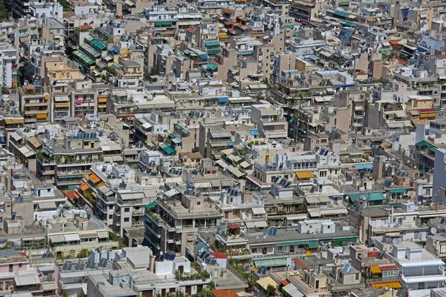 “Η ΕΕ αντιμετωπίζει έλλειψη 10 εκατ. σπιτιών”