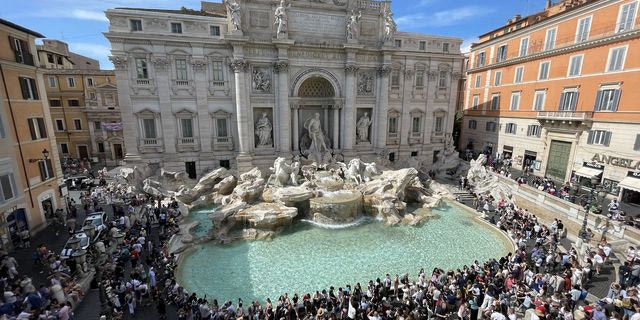 Πρώτη μέρα εφαρμογής του εισιτηρίου 2 ευρώ για τη Φοντάνα ντι Τρέβι