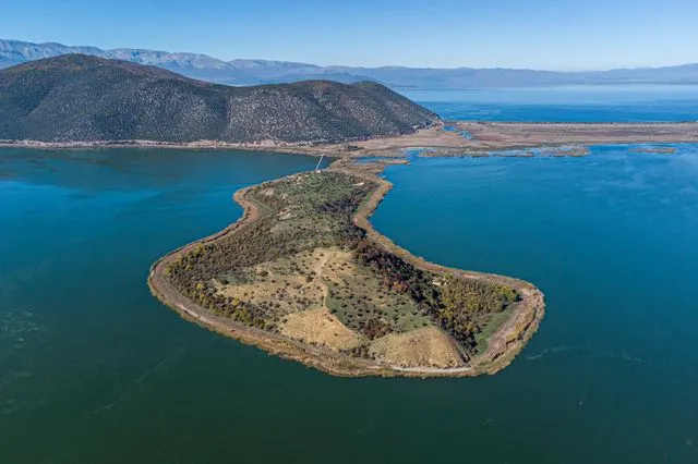 “Απάτητο βουνό” πλέον η ορεινή περιοχή των Πρεσπών