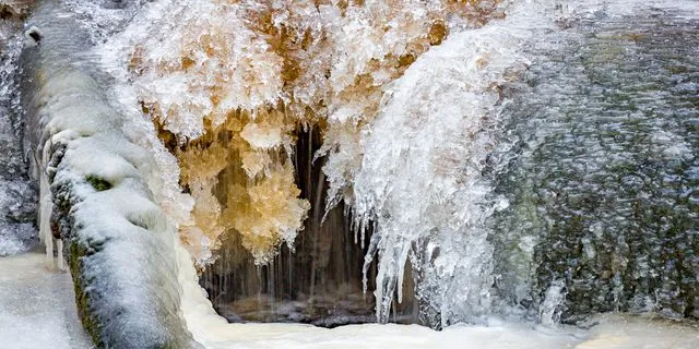 Βακτήριο 5.000 ετών από σπήλαιο εμφανίζει αντοχή σε σύγχρονα αντιβιοτικά