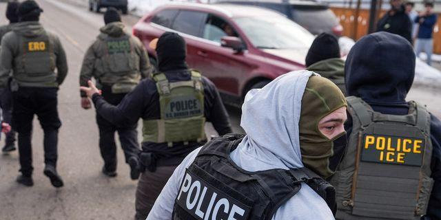 Πράκτορες της ICE στους δρόμους