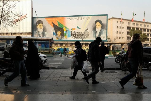 Στιγμιότυπο από τους δρόμους της Τεχεράνης