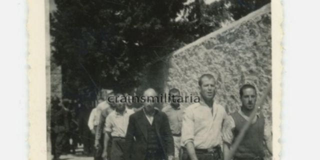 Φωτογραφίες από την εκτέλεση των 200 στην Καισαριανή: Ωρα ευθύνης για την ελληνική πολιτεία